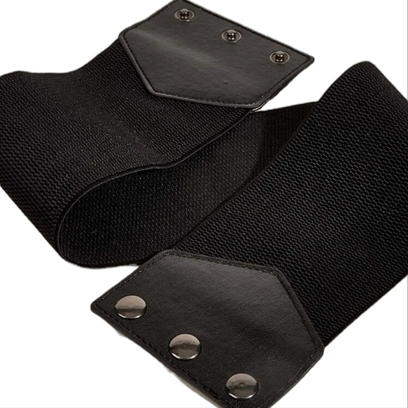 Simple Triple Snap Button Black Wide Width Belt - Picture 4 of 4